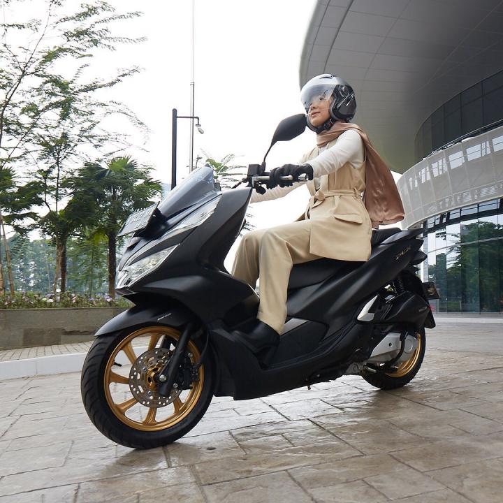 Astra Motor Imam Bonjol Bagi-bagi Tips Touring Aman Naik Motor Untuk Perempuan